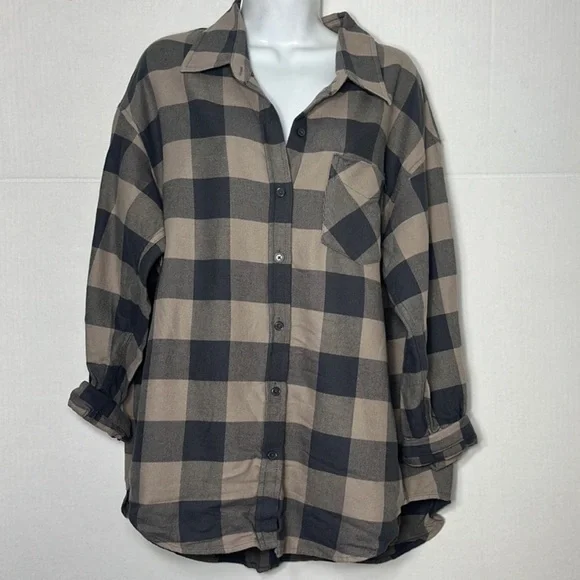 Aritzia Wilfred Free Relaxed Shirt - Picture 3 of 5